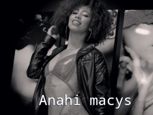 Anahi_macys