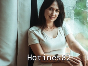 Hotines82